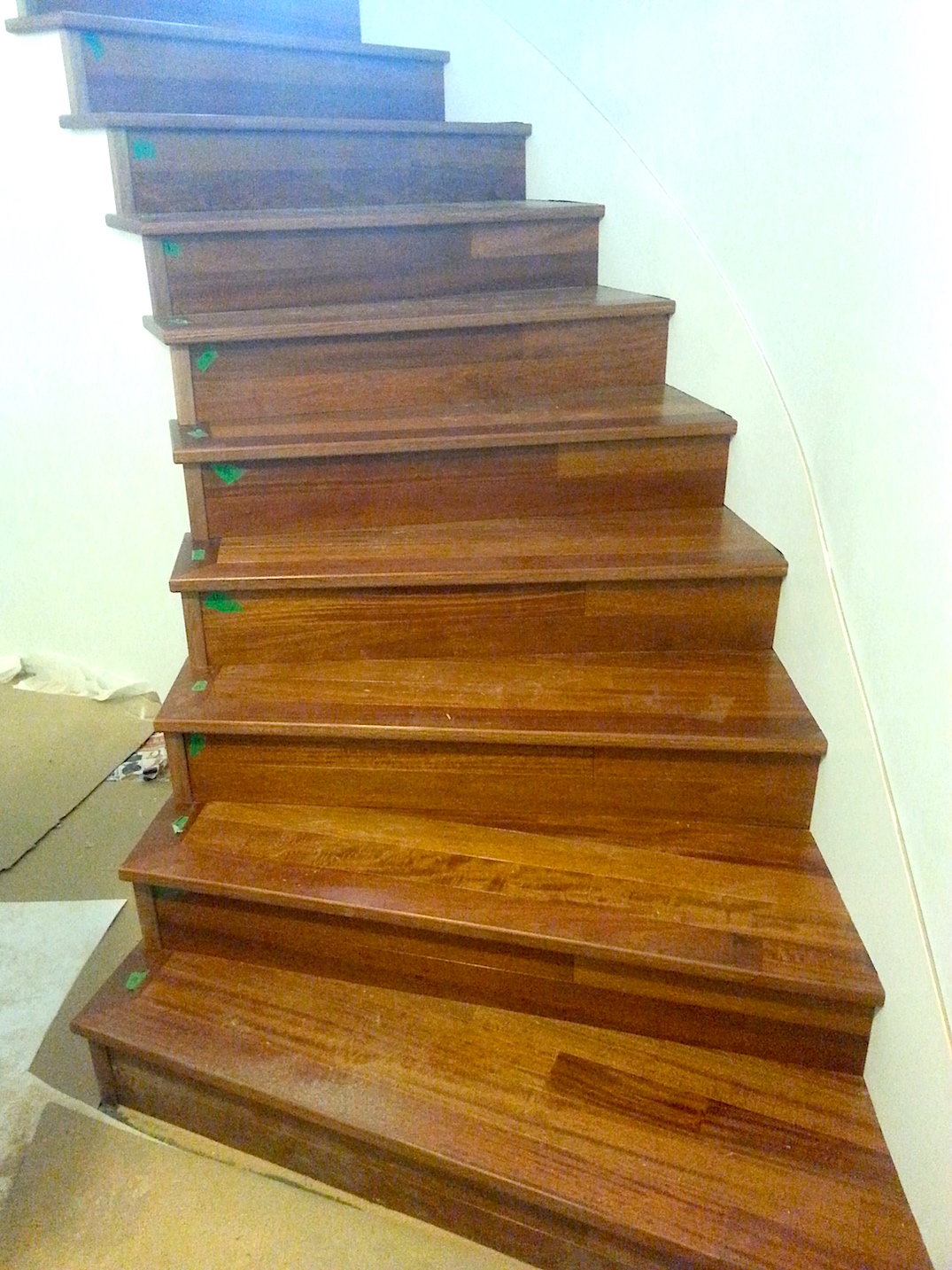 Hardwood Installation On Curved Stair 